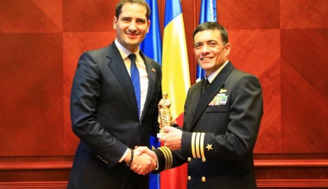 Delegație a Forțelor Navale din SUA, vizită la administrația din Constanța - delegatierasauteanu-1576530757.jpg