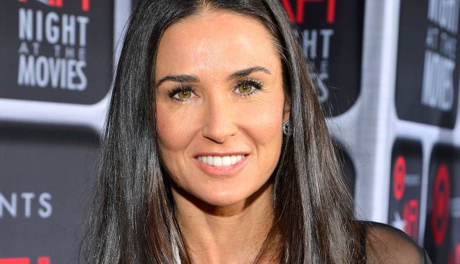 ȘOCANT! Tânăr găsit MORT, în piscina actriței Demi Moore - demi1-1437492144.jpg