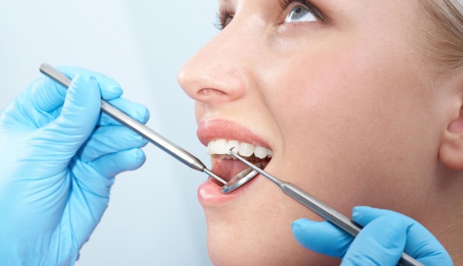Vizita la dentist,  pericol pentru sănătate? - dentist-1365383803.jpg