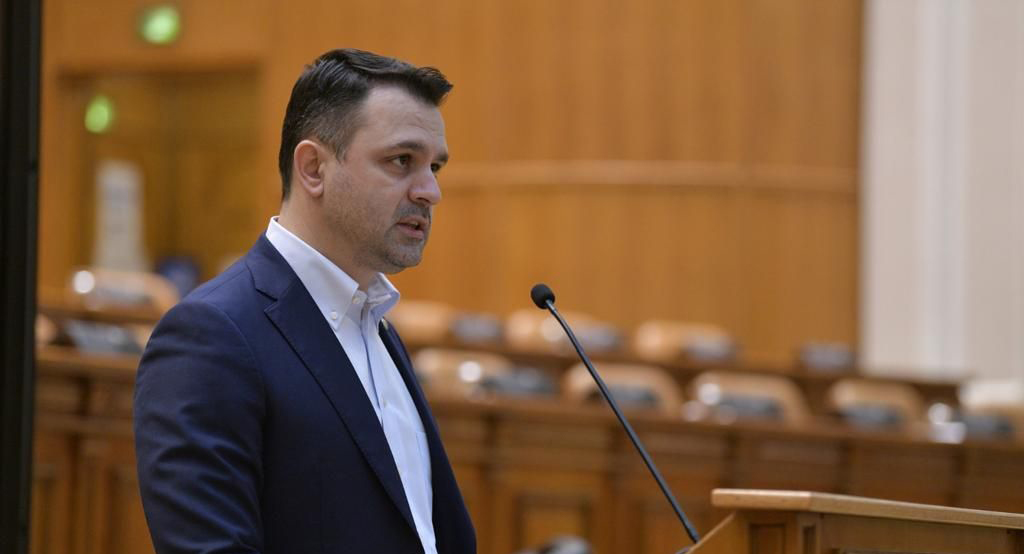 Marian Crușoveanu: Bugetul Transporturilor confirmă prioritatea investițiilor în infrastructură și dezvoltarea Constanței - deputat-marian-crusoveanu-pnl-1773744964.webp