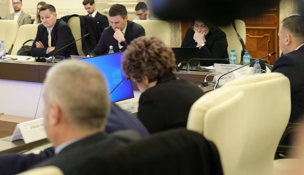 O deputată AUR a leșinat în timpul dezbaterilor pe buget din comisii - deputata-aur-lesin-1738666218.jpg