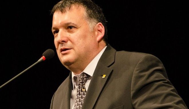 Deputatul Bogdan Huțucă: 