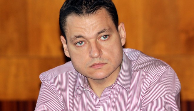 Deputatul Mircea Titus Dobre vrea să pună ordine în domeniul dietelor - deputatulmirceatitusdobrevreasa-1388323234.jpg