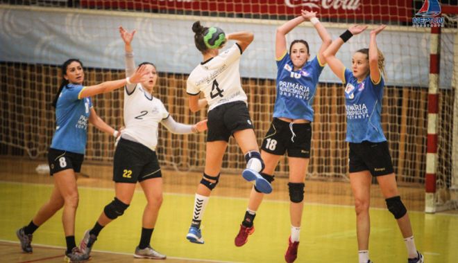 Derby-ul ligii secunde la handbal feminin, duminică, la Sala Sporturilor - derby-1541176605.jpg
