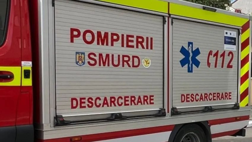 Accident grav la City Mall. O victimă este încarcerată - descarcerarea-1766387930.webp