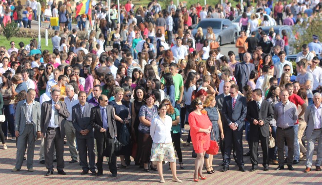 Iată când se deschide anul universitar - deschidereanuniversitateaovidius-1380240680.jpg