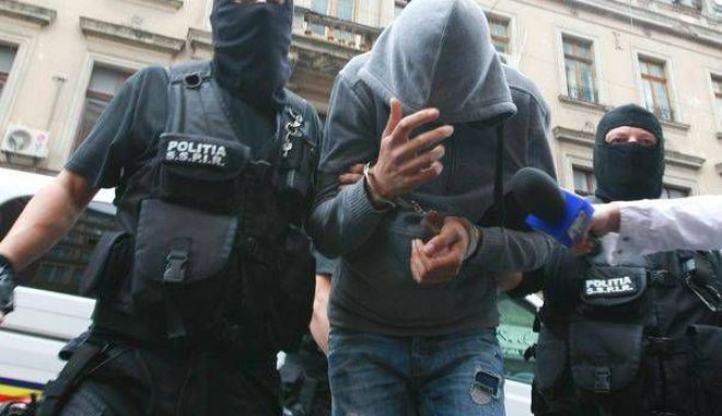 PERCHEZIȚII DE AMPLOARE LA CONSTANȚA! - descindere01-1533235118.jpg