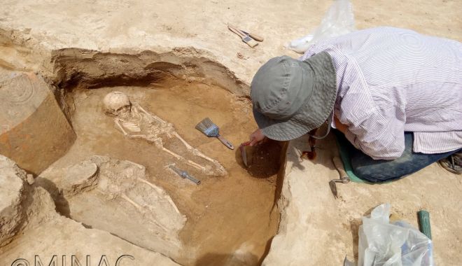 Mormânt din secolul IV, scos la lumină de arheologii constănţeni - descoperire2-1620824604.jpg