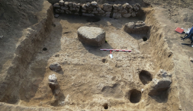 Lucrări sistate la construcția unui bloc! Arheologii au descoperit locuințe  din perioada medievală - descoperirimedievale1-1508163517.jpg