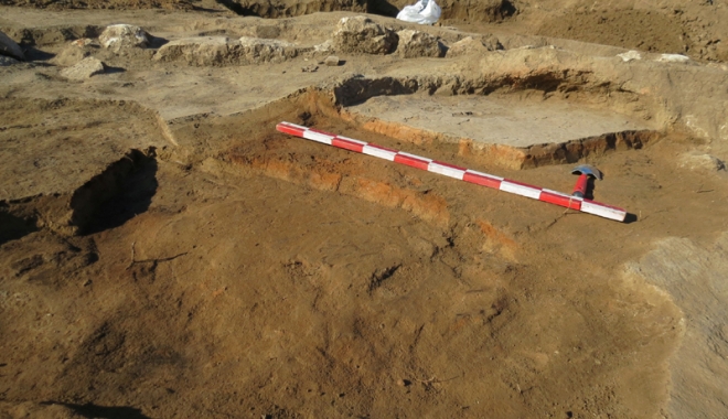 Lucrări sistate la construcția unui bloc! Arheologii au descoperit locuințe  din perioada medievală - descoperirimedievale2-1508163527.jpg
