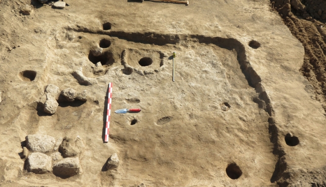 Lucrări sistate la construcția unui bloc! Arheologii au descoperit locuințe  din perioada medievală - descoperirimedievale3-1508163537.jpg