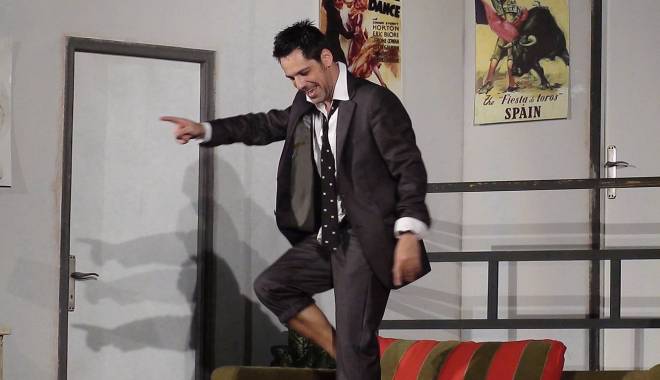 O comedie excepțională pe scena Casei de cultură - descultinparc-1422351886.jpg