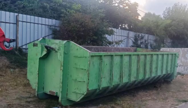Benele pentru deșeuri voluminoase, amplasate în cartierul Henri Coandă
