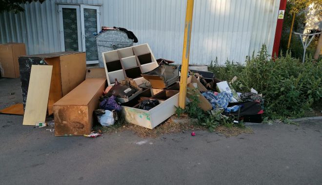 Sancțiuni pentru constănțenii care aruncă gunoaiele în locuri nepotrivite - deseuri2-1633588262.jpg