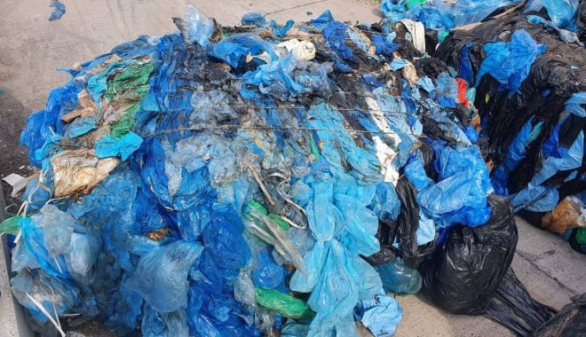 Stop transferului ilegal de gunoaie! Container cu deșeuri, trimis înapoi în Anglia - deseuricontainersursagardademedi-1595166540.jpg