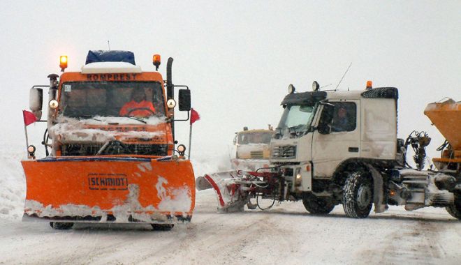 Compania de Drumuri și Poduri a cumpărat mașini de deszăpezire - deszapezire-1535040442.jpg