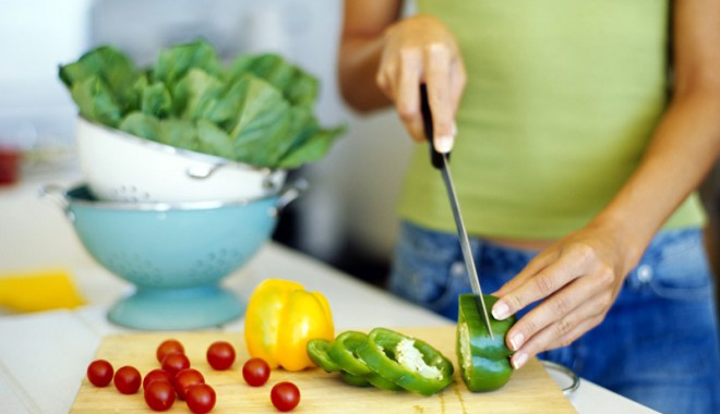 Metode rapide de detoxifiere după sărbători - detoxi-1325613434.jpg