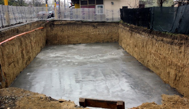 Spațiile verzi ale Constanței, la cheremul Primăriei - dezastruciresica26-1354898036.jpg