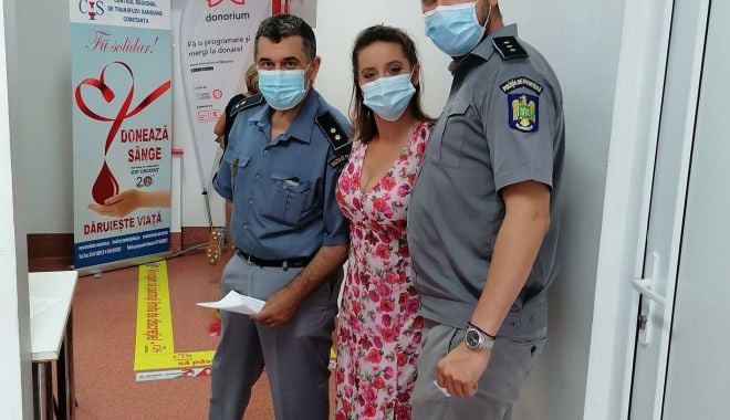 De ziua lor, polițiști de frontieră constănțeni donează sânge - deziualor-1627047178.jpg