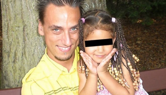 Copilărie de coșmar! Mama pedofilului olandez, obligată de tatăl lui să se prostitueze - dezvaluirisocantedesprecriminalu-1569578609.jpg