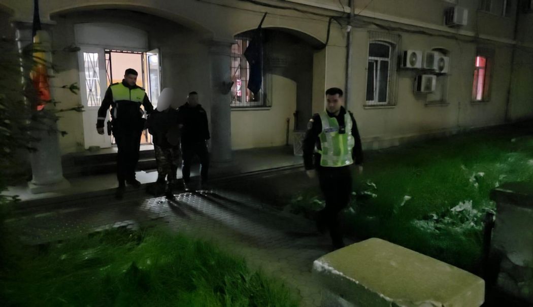 Bărbat de 44 de ani, arestat după ce a violat de mai multe ori o minoră - df5fa0ce4ee94c679d4eb2580baafd80-1744371294.jpg