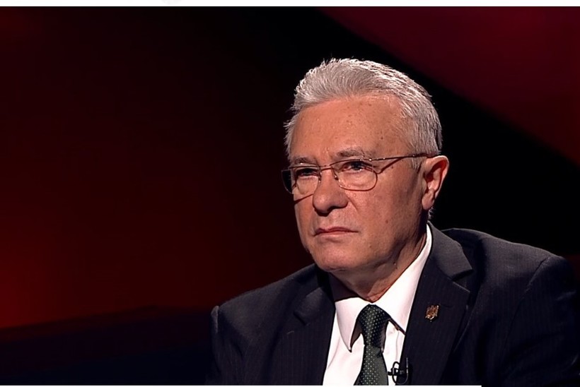Cristian Diaconescu: 