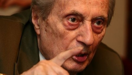 Ion Diaconescu, internat în spital - diaconescu-1317401749.jpg