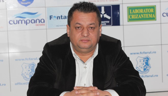 Cine îl va înlocui pe Diaconescu la FC Farul? Află aici - diaconescu-1352718761.jpg