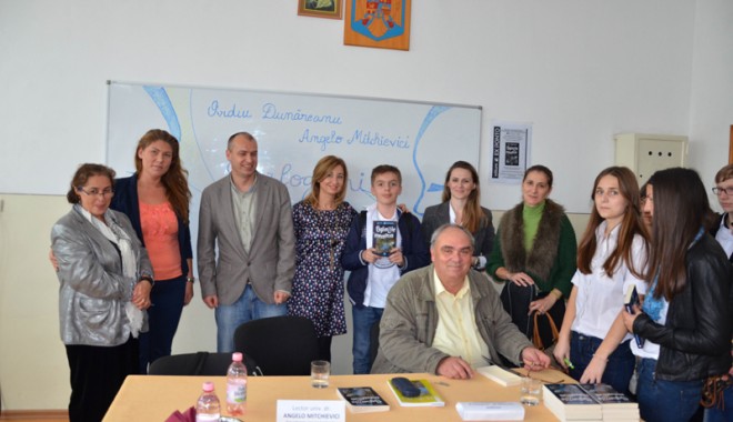Dialoguri culturale la Liceul Teoretic 