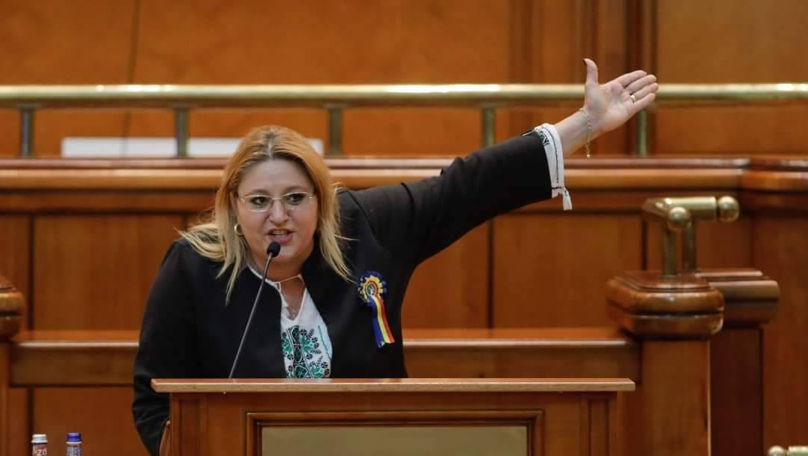 Diana Şoşoacă şi-a anunţat candidatura la prezidenţiale. „Nu veţi scăpa de mine” - diana-sosoaca-1719332789.jpg