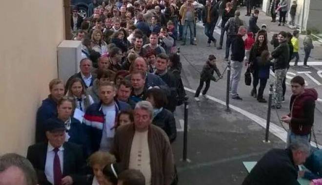 PMP cere prelungirea programului de VOT. Udrea nu poate vota, la PARIS - diaspora-1416149763.jpg
