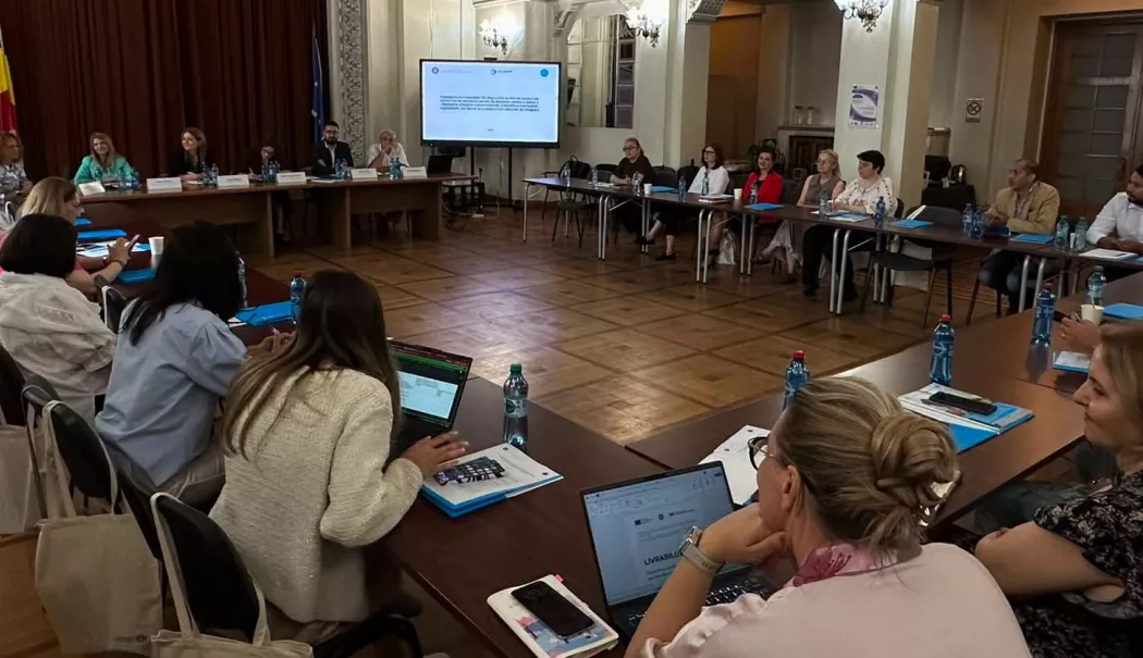 Foto - Digitalizarea asistenței sociale rămâne inegală în România