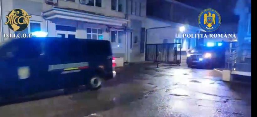 Operațiunea „Ziua Z”. Percheziții de amploare în toată țara la grupările de criminalitate organizată - diicotanuntaoperatiuneaziuazperc-1763535548.jpg