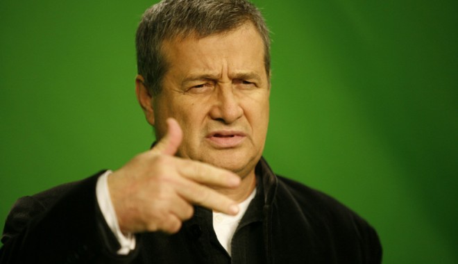 Mircea Dinescu vine astăzi la Constanța - diinescu-1354564135.jpg