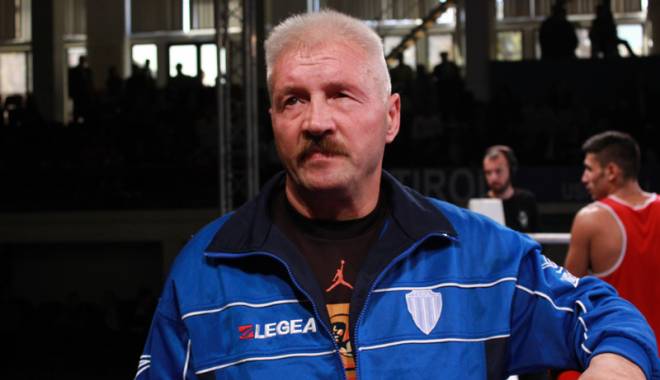 De anul viitor. Trei antrenori constănțeni de box vor antrena loturile naționale - din2015boxantrenori-1418757758.jpg