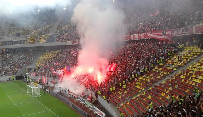 Clubul Dinamo, amendat cu 10.000 lei după meciul cu Steaua - dinamo-1439388355.jpg
