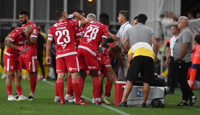 Dinamo s-a calificat cu emoţii în grupele Cupei României - dinamo-calificare-1693401580.jpg