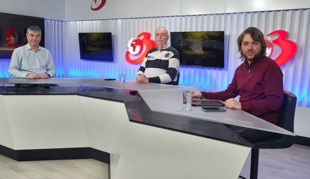 „Dincolo de Scor“ - Rugby-ul românesc, mărire și decădere - dincolo-de-scor-1770051706.webp