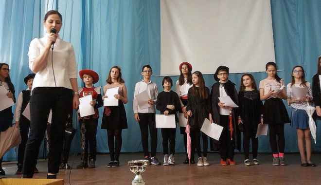 Din pasiune pentru limba franceză se pot face multe - dinpasiunepentru-1490631227.jpg