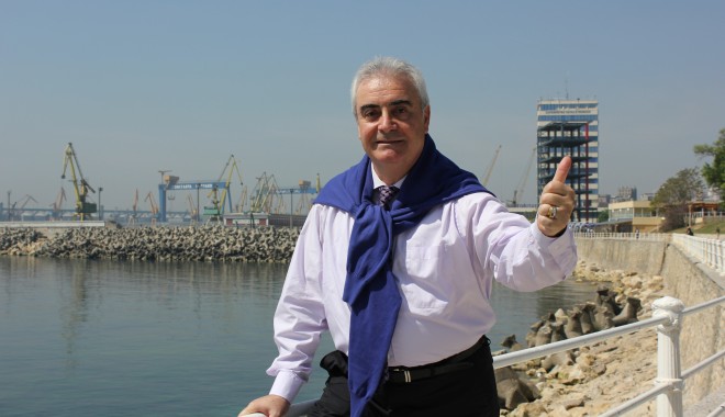 PPDD / Dinu Gheorghe, alături de magistrați și avocați - dinu-1337072985.jpg