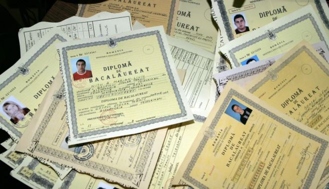 Diplome de Bacalaureat false, vândute cu 2.000 de euro bucata - diplome-1687707803.jpg