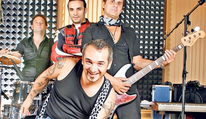 Direcția 5 cântă live pentru fanii săi,  la Mamaia - directia5a-1535377188.jpg