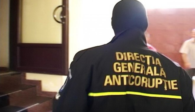 Procurorii DGA au testat sute de persoane din MAI: zece au picat - directie-1392217942.jpg