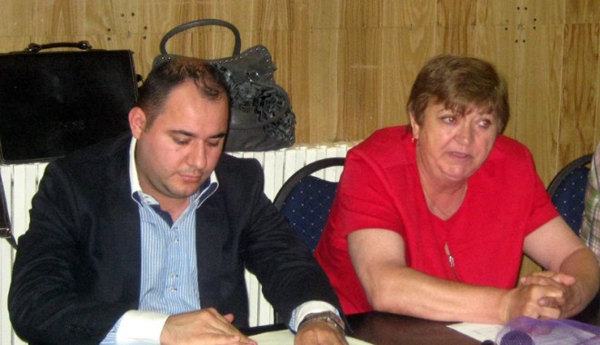 Claudiu Teliceanu a preluat șefia Direcției de Sport și Tineret - directordjst-1337887587.jpg