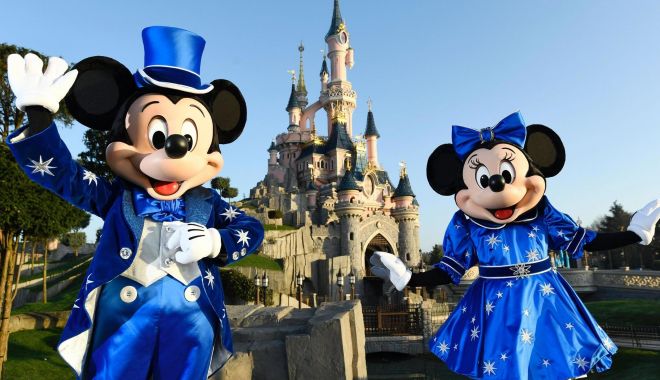 S-a autoizolat pe o insulă Disney! Iată ce a spus poliției - disneyland130320-1588599764.jpg