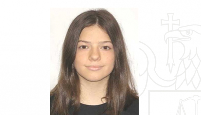 O fetiță de 14 ani a dispărut de acasă. Este căutată în tot județul - disparuta-1507891478.jpg
