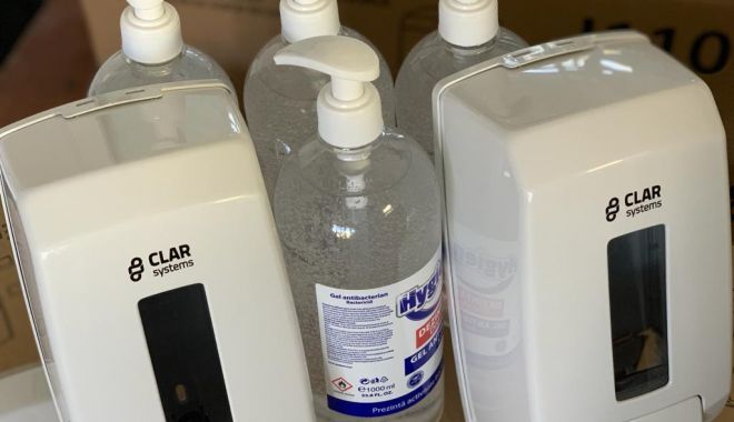 4.500 de dispensare cu dezinfectant vor ajunge la scările de bloc din Constanța - dispensere3-1587998985.jpg