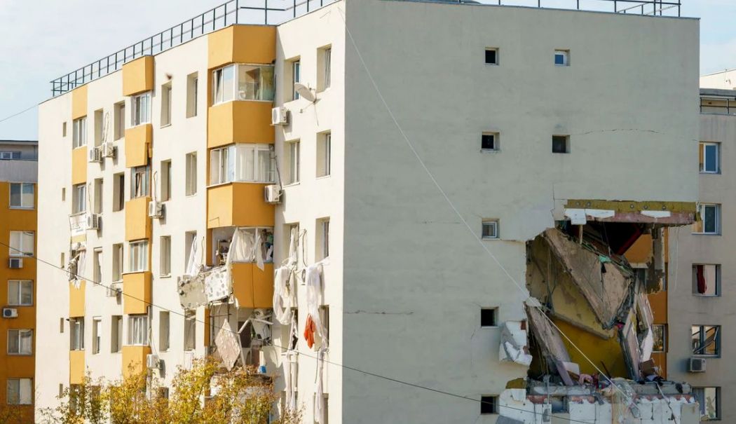Oficial de la Distrigaz după explozia din Rahova. Alimentarea cu gaze fusese oprită cu o zi înainte - distrigaz-1760698953.jpg