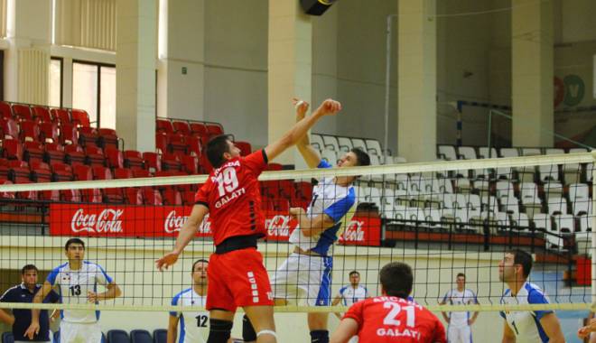 CVM Tomis se antrenează cu Arcada pentru debutul  în Liga Campionilor - divizia-1414603463.jpg