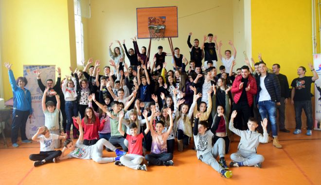 DJST Constanța continuă să aducă marii campioni ai României în școlile și liceele din județ - djst-1520525846.jpg